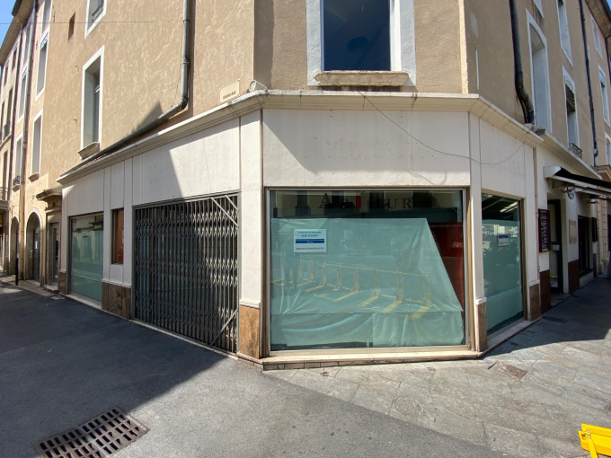 Location Immobilier Professionnel Local commercial Nîmes (30000)